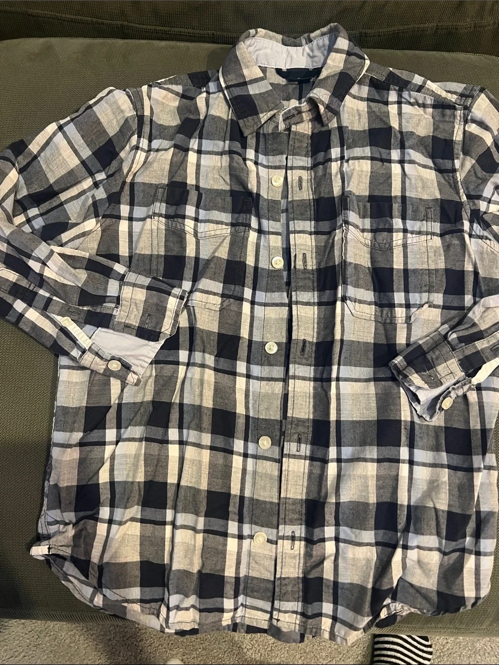 GAP Navy and Cream Plaid Long-Sleeve Button Shirt